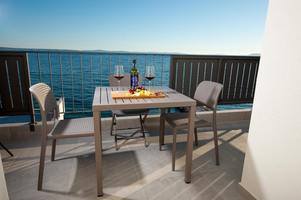 Seaside Luxury Suites Podstrana Zewnętrze zdjęcie