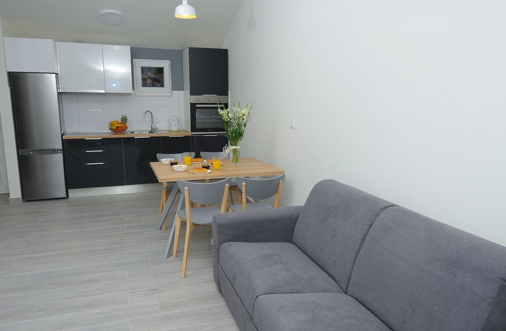 Seaside Luxury Suites Podstrana Zewnętrze zdjęcie