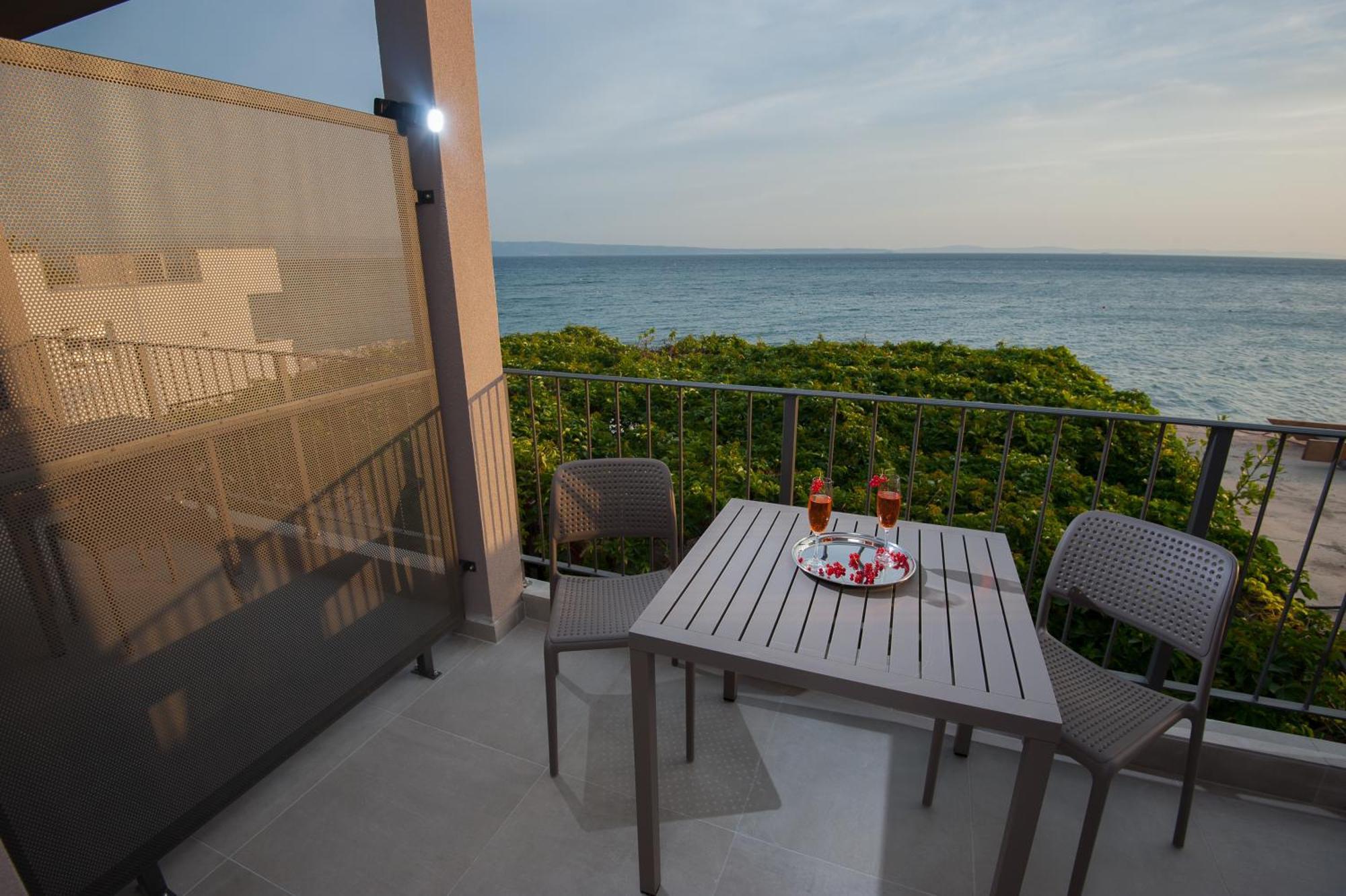 Seaside Luxury Suites Podstrana Zewnętrze zdjęcie
